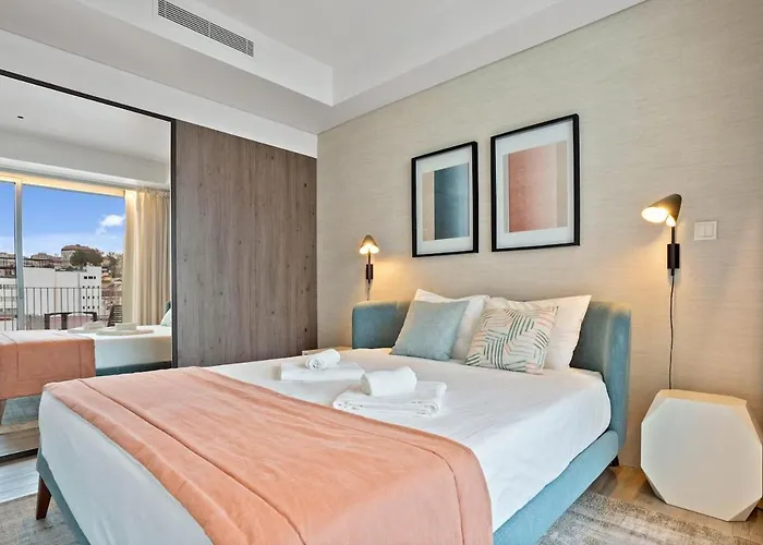 Santos Luxury And Gym V